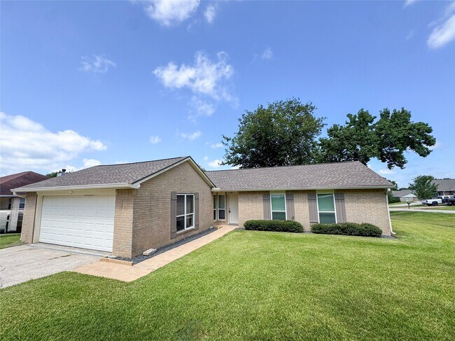 Building Photo - 12741 Lake Conroe Hills Dr