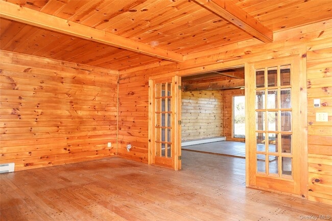 Building Photo - 618 Clapp Hill Rd