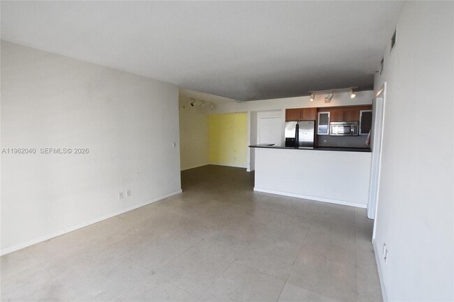 Building Photo - 325 S Biscayne Blvd