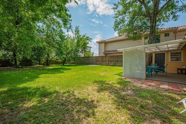 Building Photo - 5513 Fairdale Ln