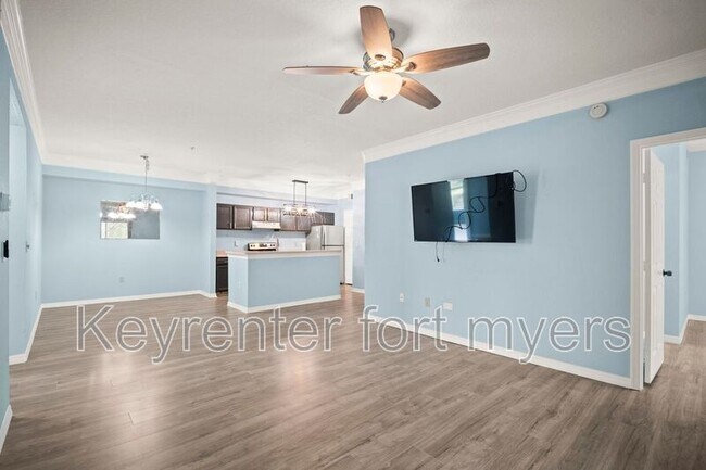 Building Photo - 11530 Villa Grand