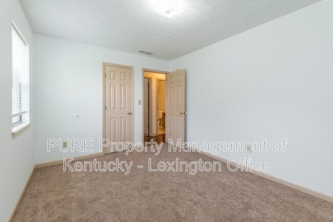 Building Photo - 3505 Ellemoor Ct