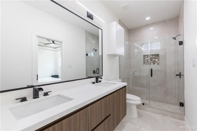 Building Photo - 14 Providence Ave