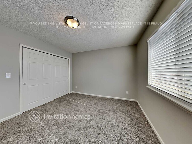 Building Photo - 1875 Leoti Dr