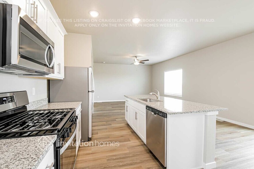 Building Photo - 7449 Slate Pl