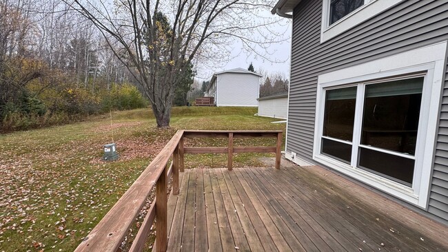 Building Photo - 707 Bong Blvd