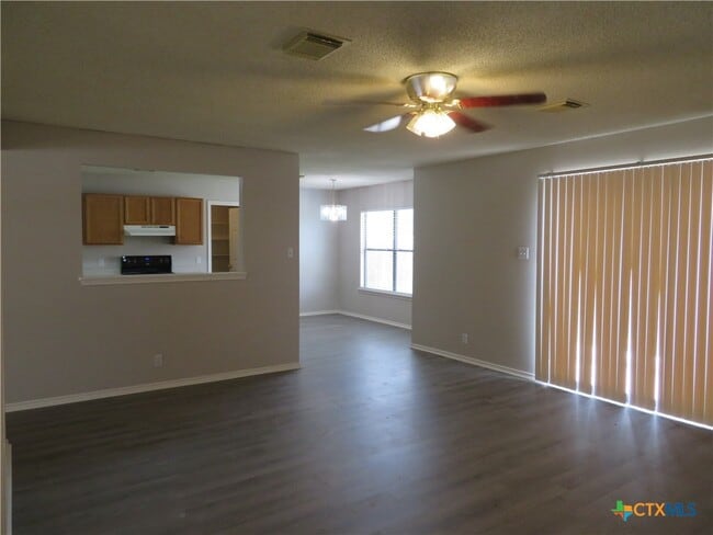 Building Photo - 1093 Stone Branch