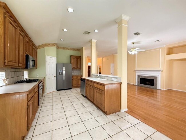 Building Photo - 2931 Quail Hawk Dr