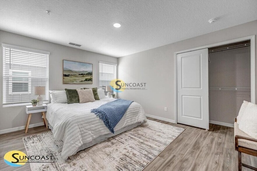 Building Photo - 9532 Hood Rd