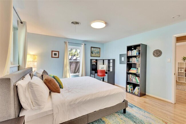 Building Photo - 3000 Mohawk Rd