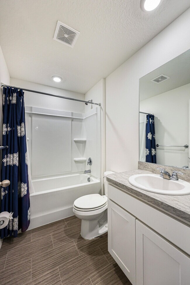 Building Photo - 1316 Gibralter St SW