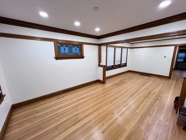 Building Photo - 5833 W Peterson Ave