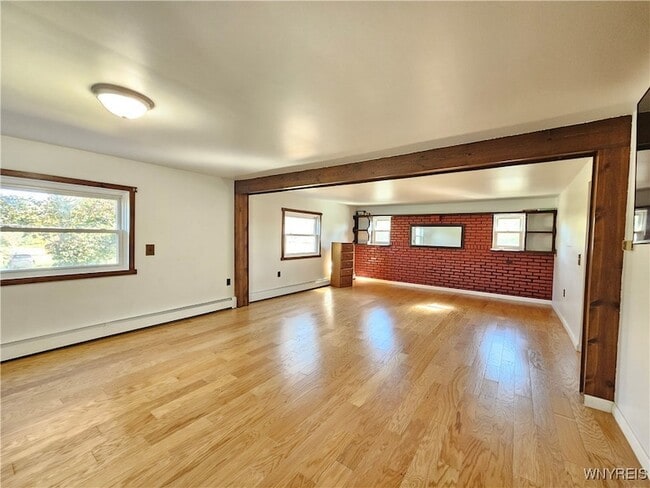 Building Photo - 1970 Sturgeon Point Rd