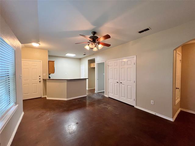 Building Photo - 122 Sunburst Ct