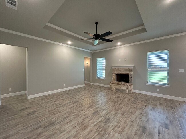 Building Photo - Azle Texas Homes For Rent "Azle ISD"