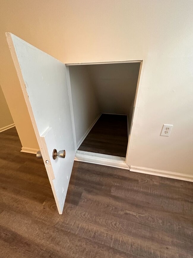 Building Photo - New 1 Bedroom 1 Bathroom apartment located in Beaver, PA!!