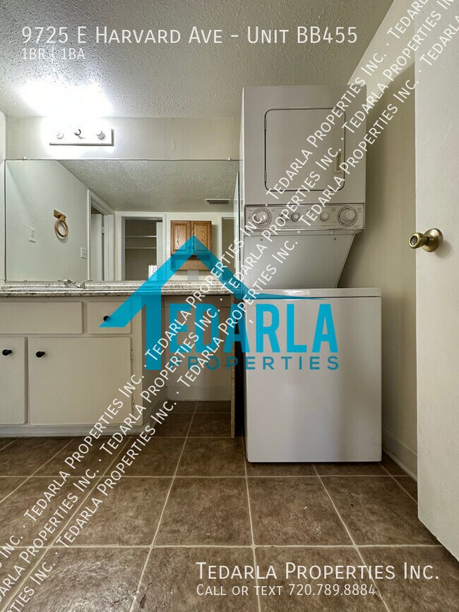 Building Photo - 9725 E Harvard Ave