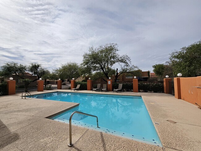 Building Photo - 3049 Palomino Park Loop