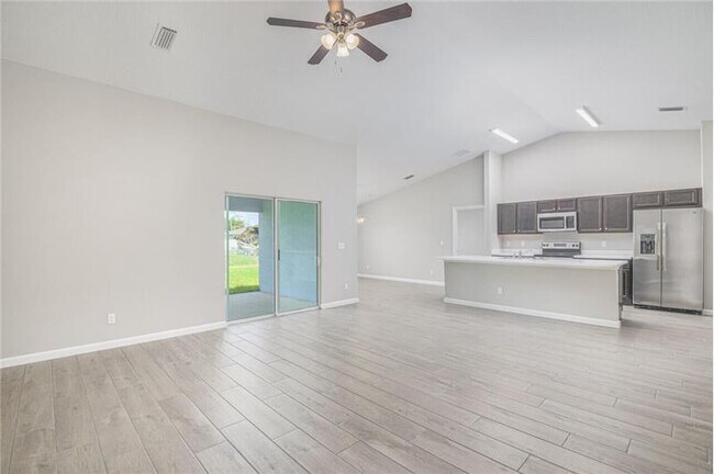 Building Photo - 1690 SW Morelia Ln