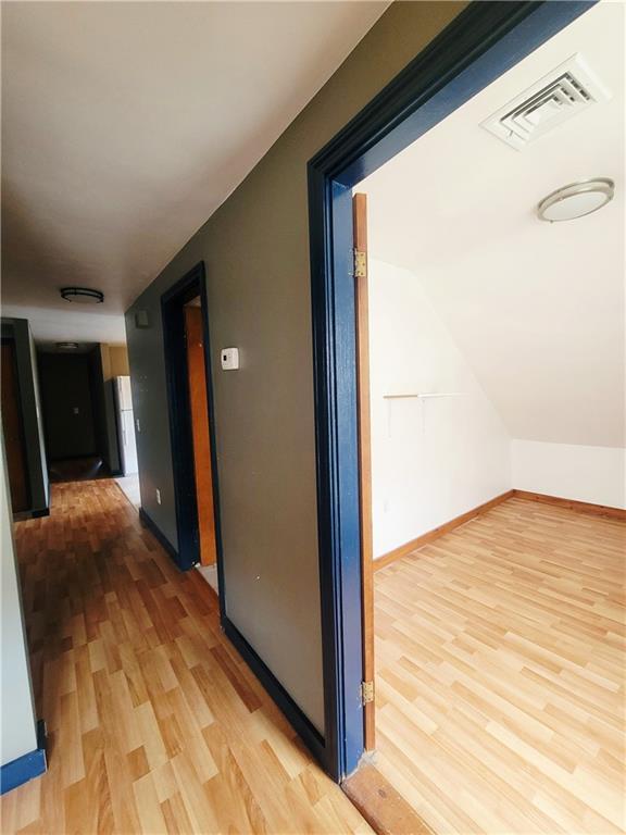 Building Photo - 23 Young St