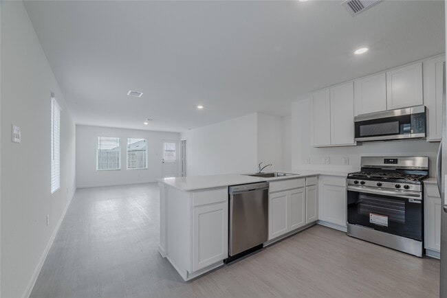 Building Photo - 18023 Trepito Ave