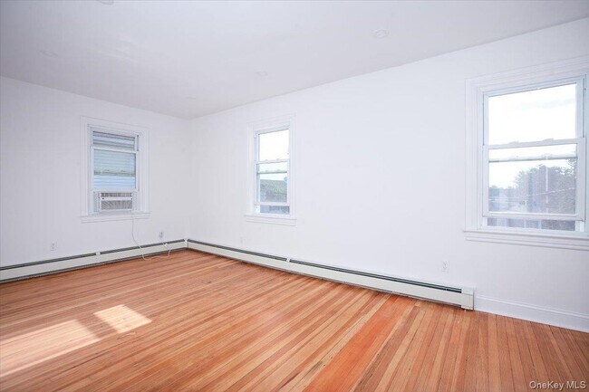 Building Photo - 310 Columbus Pkwy