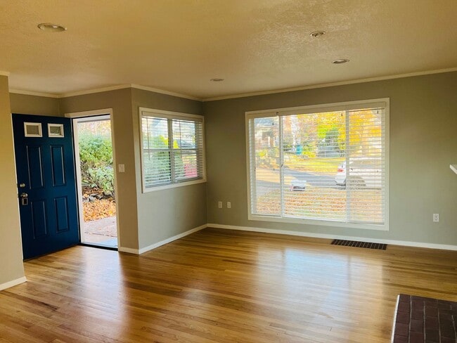 Building Photo - Bittersweet memories, Full Beautiful Remodel Highly Desired Lincoln Neighborhood