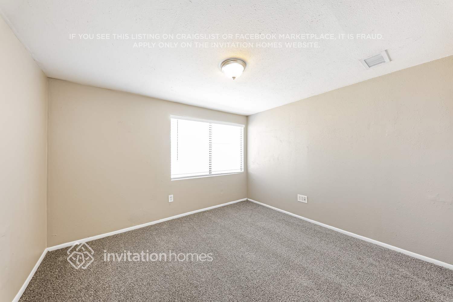 Building Photo - 9214 W Cortez Ave