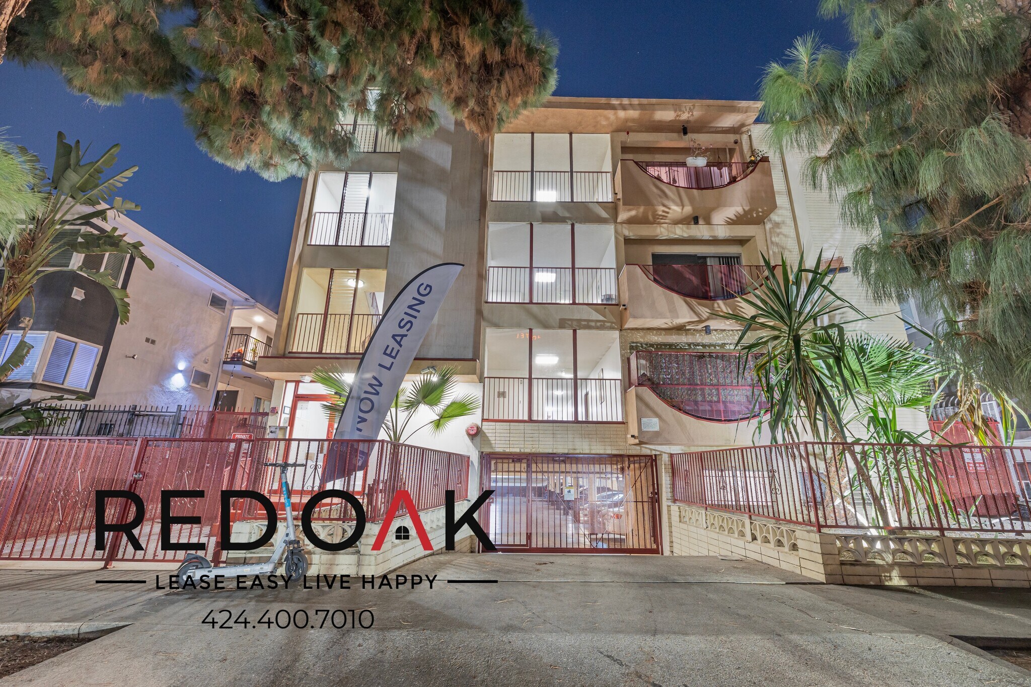 Building Photo - 7010 Lanewood Ave