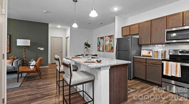 Building Photo - 15155 Ollie Dr