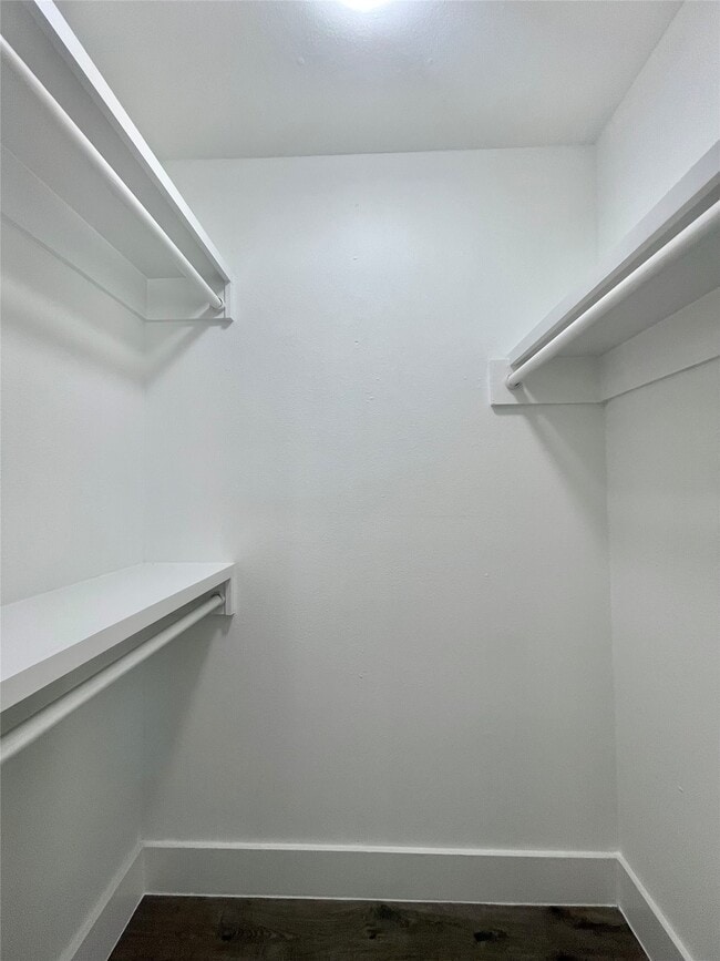 Building Photo - 1801 Huldy St