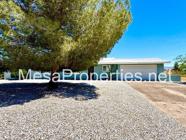 Building Photo - 15090 Acoma Rd