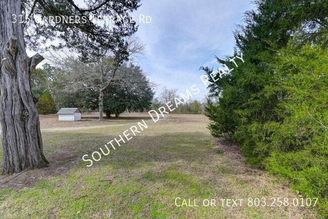 Building Photo - 315 Gardners Terrace Rd