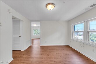 Building Photo - 3571 W 69th St