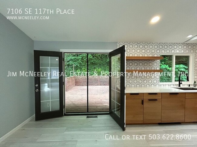 Building Photo - 7106 SE 117th Pl