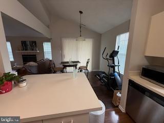 Building Photo - 1312 Rustic Ct