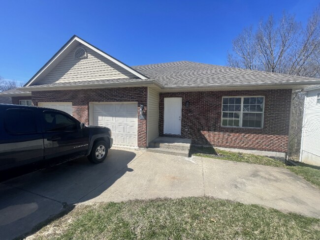 Building Photo - 1417-1417 Barnwood Dr