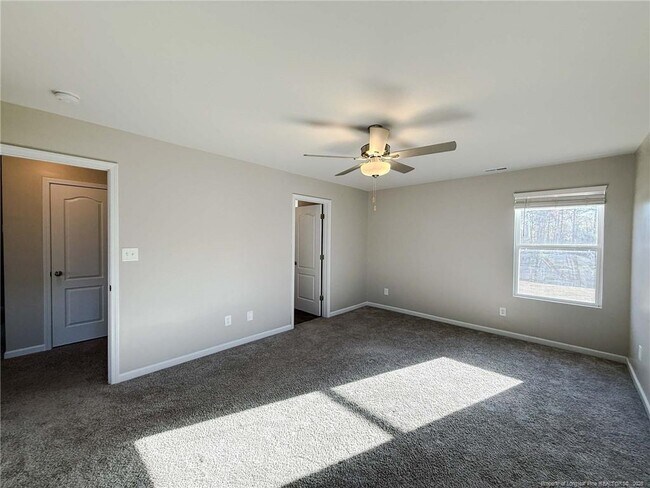 Building Photo - 475 Walters Run Dr