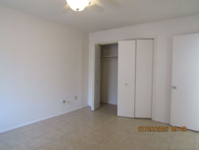 Building Photo - Very nice two-bedroom townhome, located in...