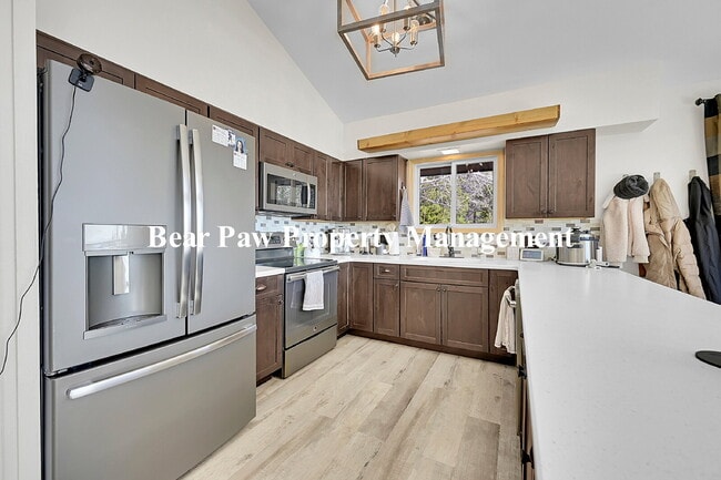 Building Photo - Beautiful Home on Conifer Mountain!!