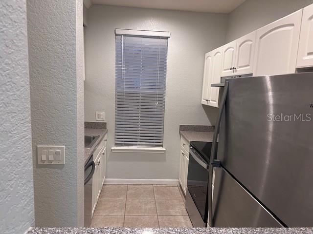 Building Photo - 860 N Orange Ave