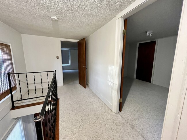 Building Photo - 41W655 Main Street Rd