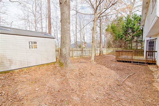 Building Photo - 3503 Pine Grove Dr