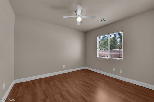 Building Photo - 8516 Little Fox St