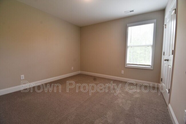 Building Photo - 538 Kivett Ct