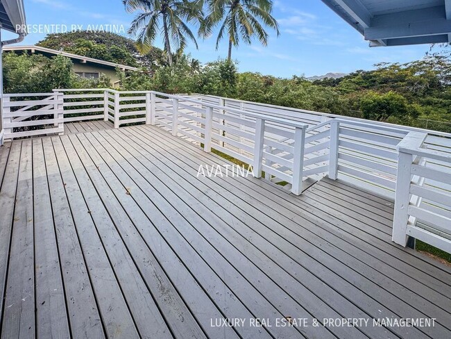 Building Photo - 340 Ilihau St