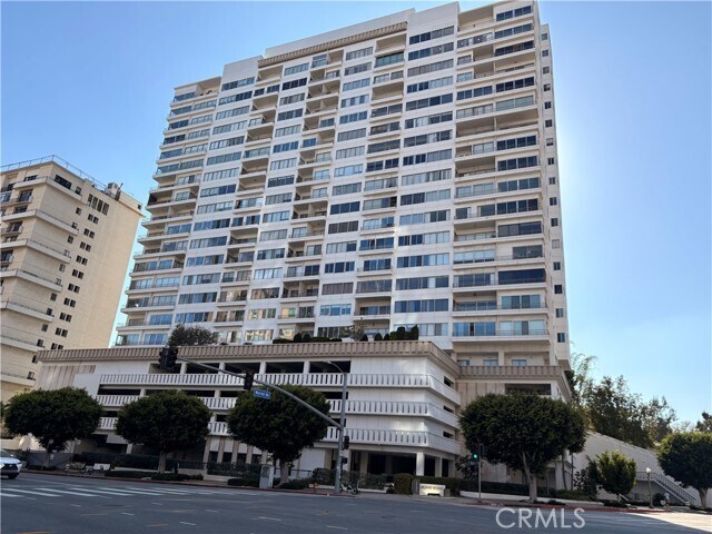 Building Photo - 10501 Wilshire Blvd