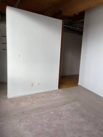 Building Photo - 2911 N Western Ave