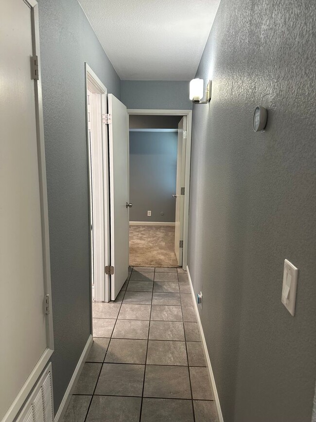 Building Photo - Cozy 3-Bed, 2-Bath Home in Lincoln Manor