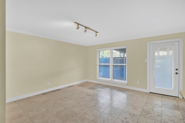 Building Photo - 6539 Wanda Ln